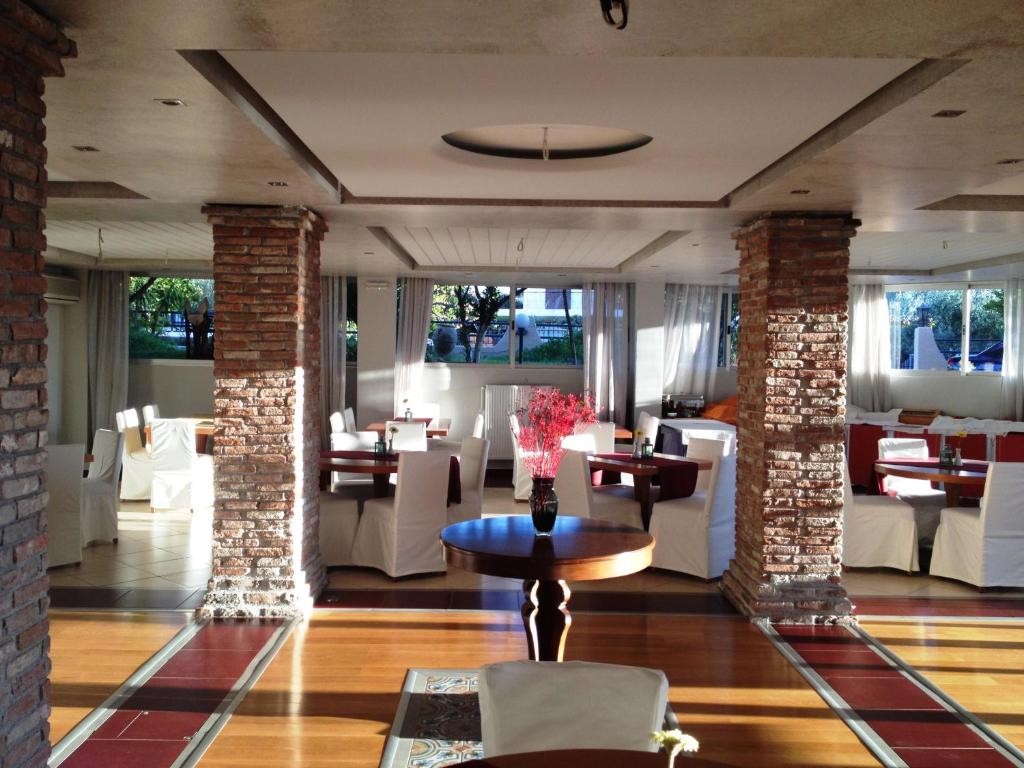 Posezení v ubytování Souris Hotel