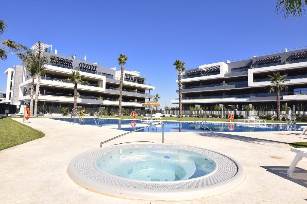 Lujoso Apartamento en Lagoons Village