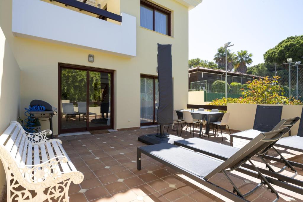 Vila padel whit pool - by Hdproperties