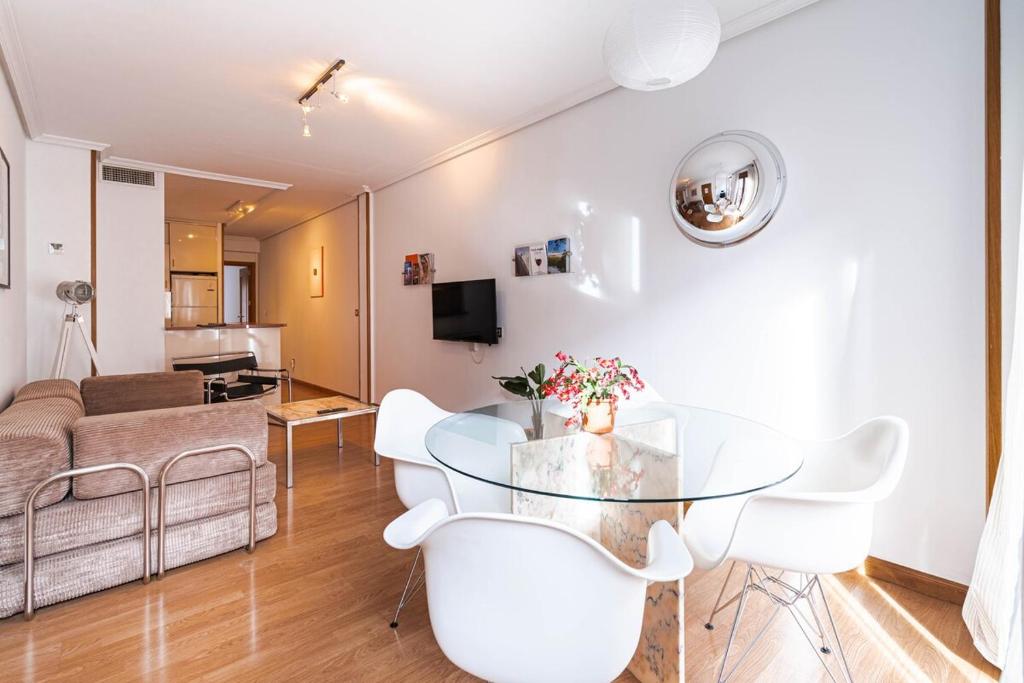 Apartamento Balcón, luminoso, céntrico
