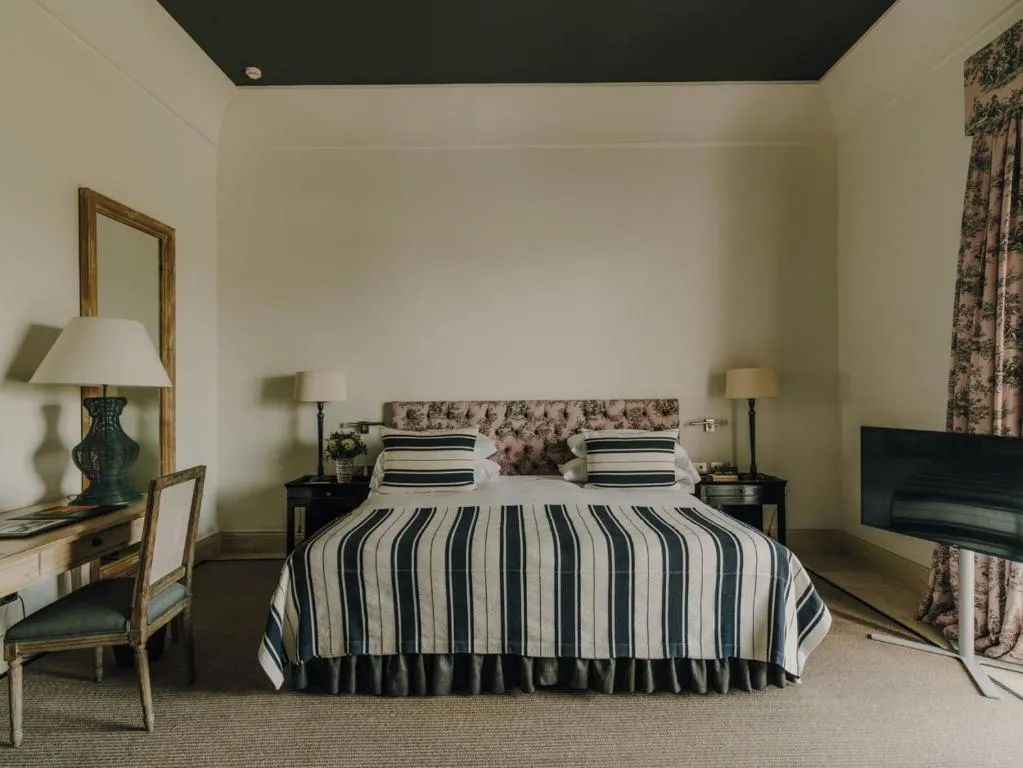 Junior Suite with Mountain View and Spa Access