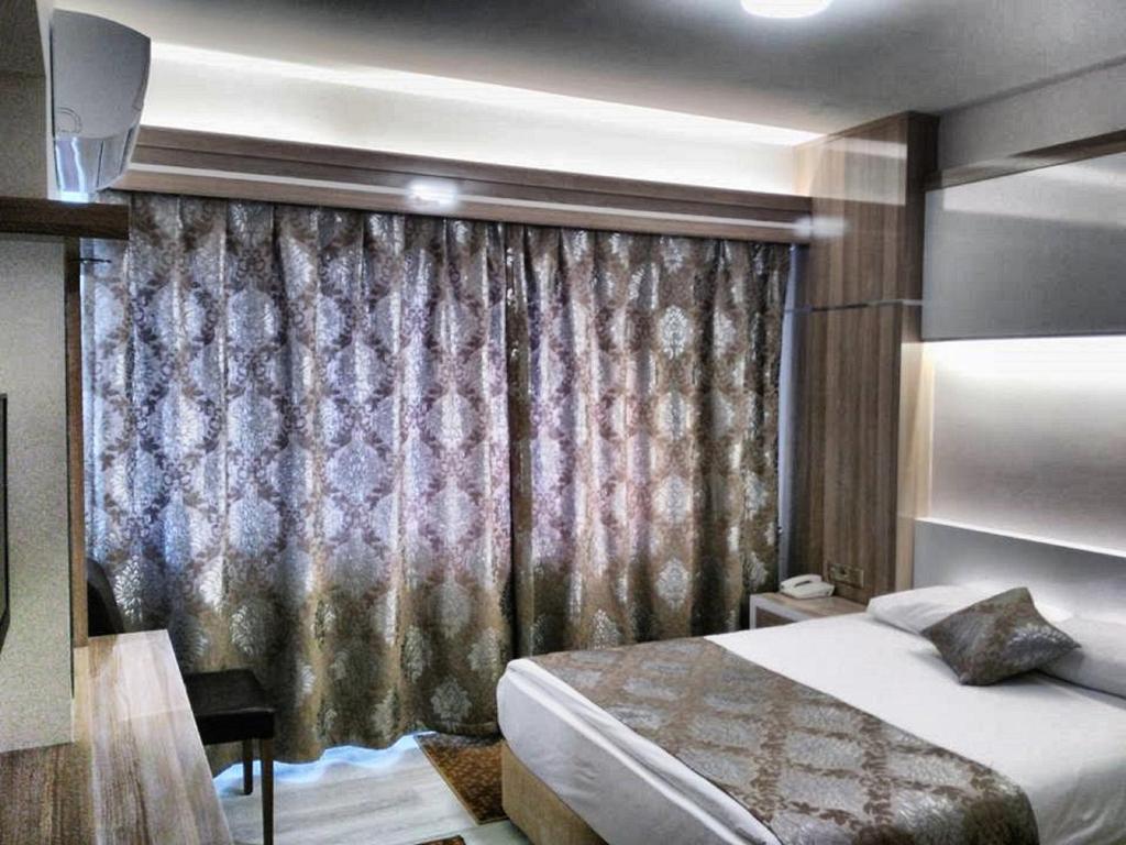 Napa Hotel - Housity