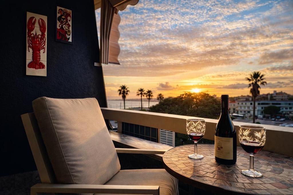 SeaView 2 Mins to Beach & Casino with Terrace Macau Vibes