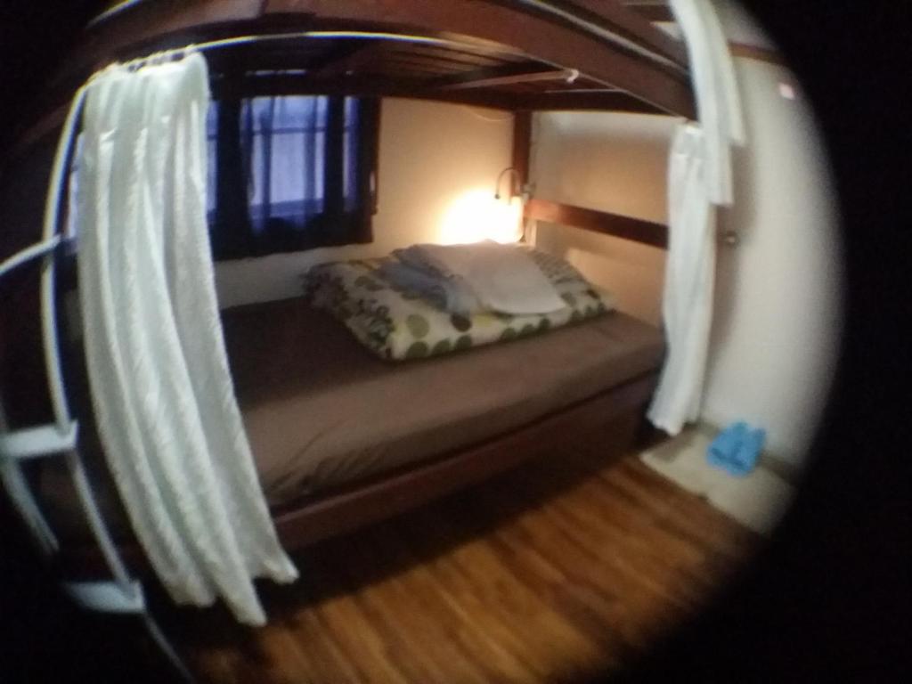Guesthouse Base Okinawa - Bunkbed In Vrouwelijke Slaapzaal