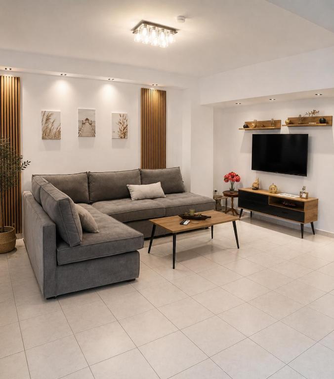 Central Pearl Thessaloniki Private Parking & Metro