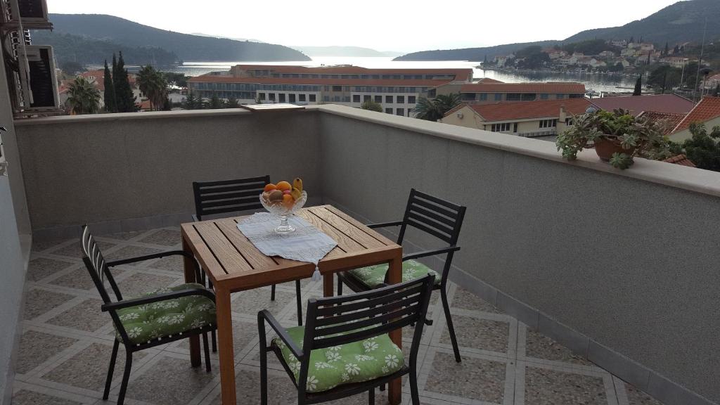 Výhľad na hory alebo výhľad na hory priamo z apartmánu