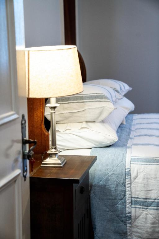 Beach Heritage On Horseshoe Guest House - Classic Triple Room