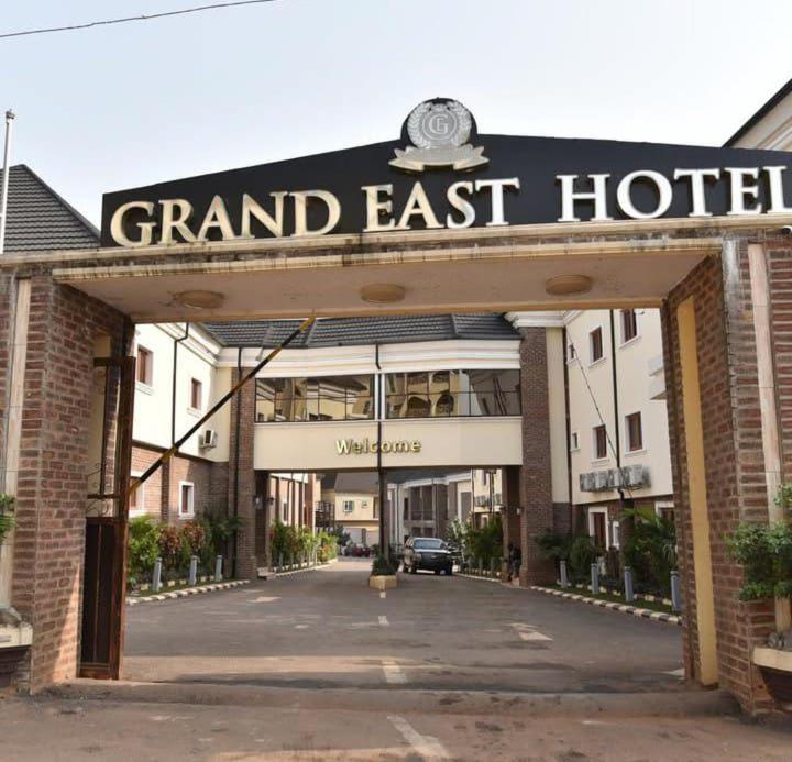 Gallery image of Grand East Hotel in Akwa