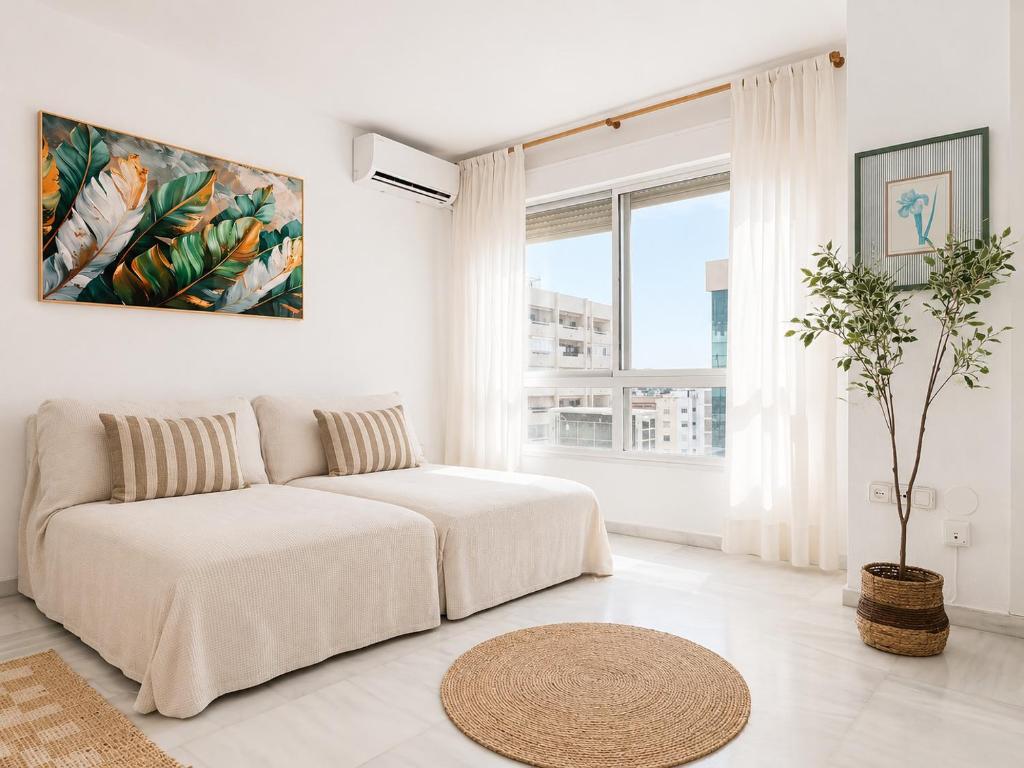 City Center Studio II 5 minutes from beach - EaW Homes