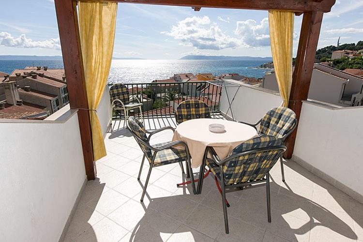 Sea View Terrace Apartment Podgora