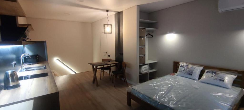LOFT Smart-House with Private Garage головне фото
