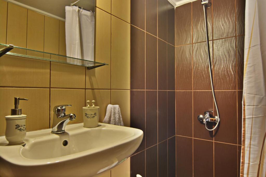 Koupelna v ubytování Gartagani Guest House