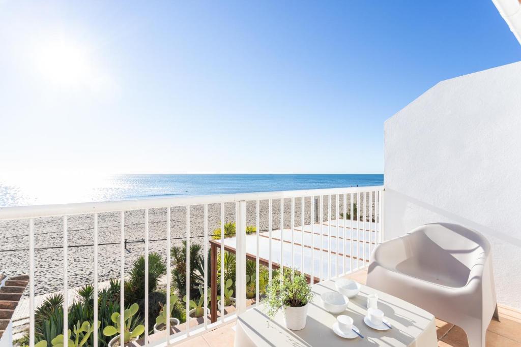 Higuerón Rental Playa Carvajal - Managed by Higuerón Resort