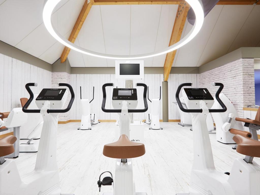 Fitness centrum a/nebo fitness zařízení v ubytování Aspria Royal La Rasante Hotel & Spa