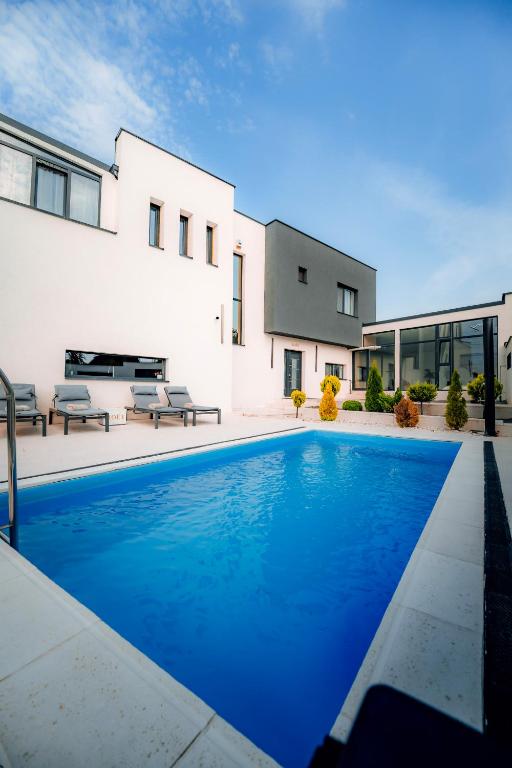 Gallery image of Vila AIDA in Târgu-Mureş