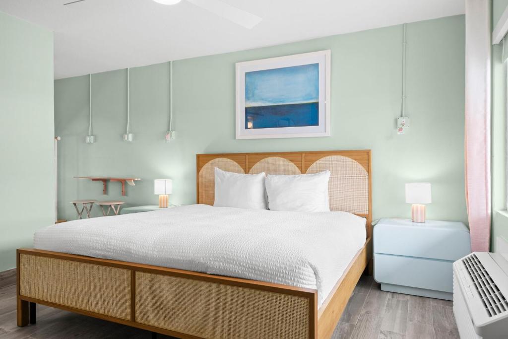 Hotel Cabana Clearwater Beach - 