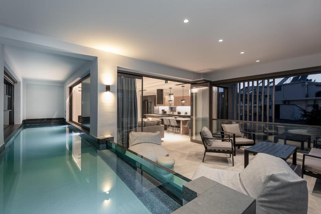 Naeva Luxury Apartments - Blue