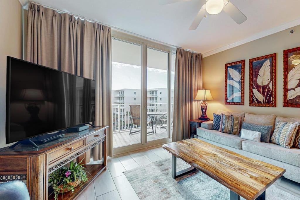 5th Floor Elegant Welcoming Condo At Waterscape Waterfall Lazy River, Destin, FL