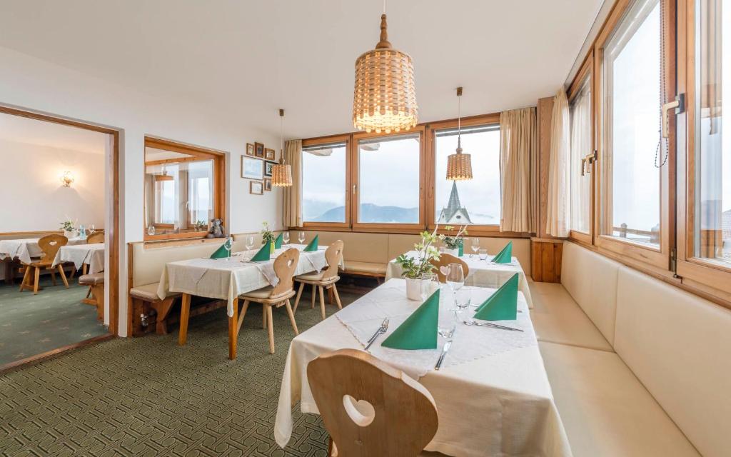 Restaurace v ubytování Pension Haus Tirol