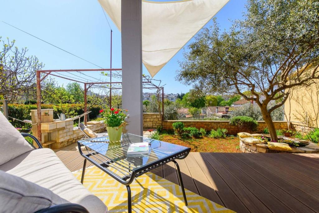 Apartments with WiFi Pula - 27700