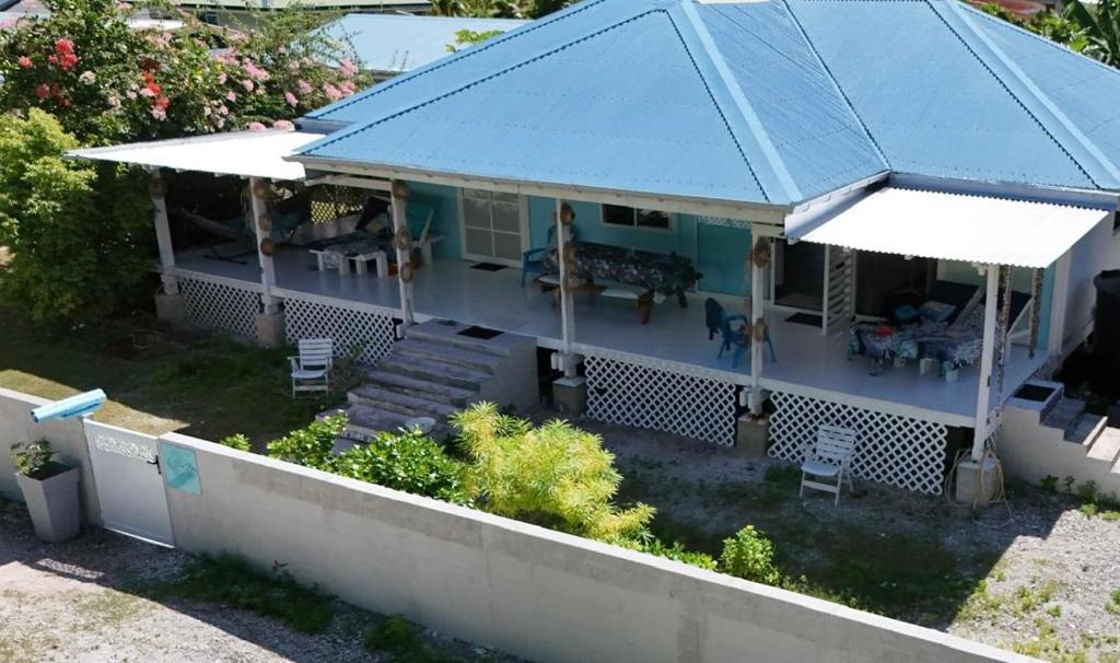 LE FARE BLEU DUO - 2 chambres climatisées pour 2 personnes - 1 salle de bain partagée - bord de lagon de Tiputa - Rangiroa - photo 6 - Rangiroa, Polynésie