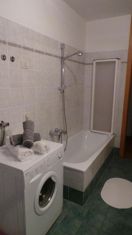 Koupelna v ubytování Appartamenti Al Ploz