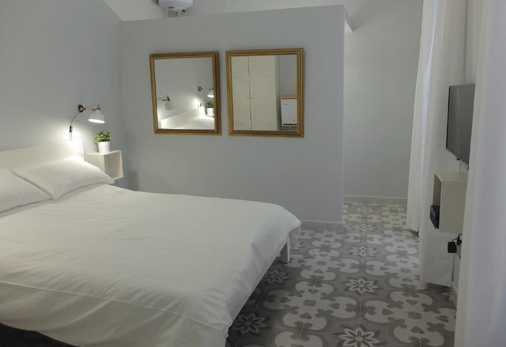 No. 17 Birgu - King Room With Balcony