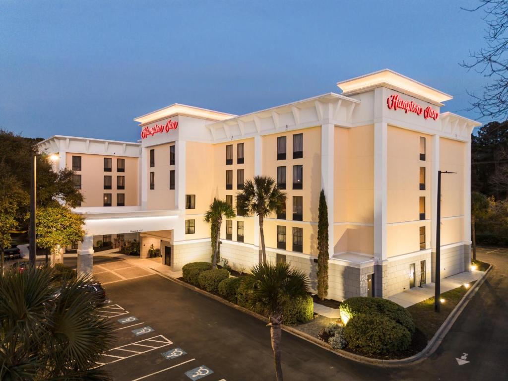 a rendering of the front of a hotel at Hampton Inn Harbourgate in Myrtle Beach