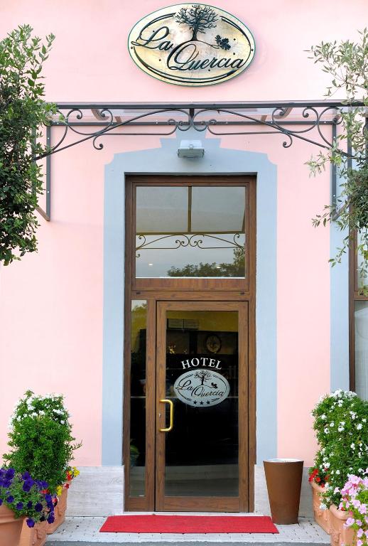 Fotografie z fotogalerie ubytování Hotel La Quercia v destinaci Valmontone
