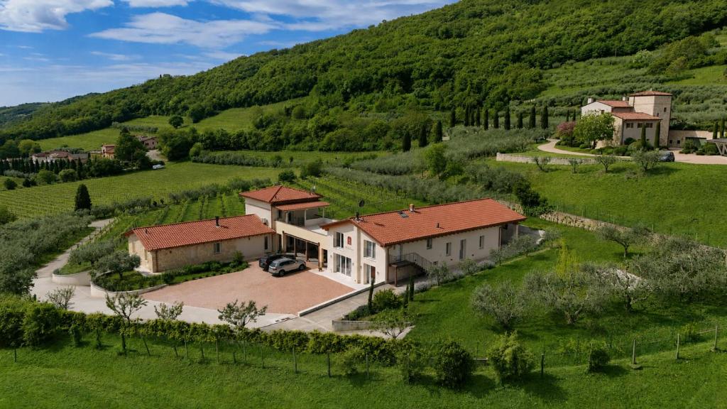 an aerial view of a house in a vineyard at Ca' del Volo in Grezzana