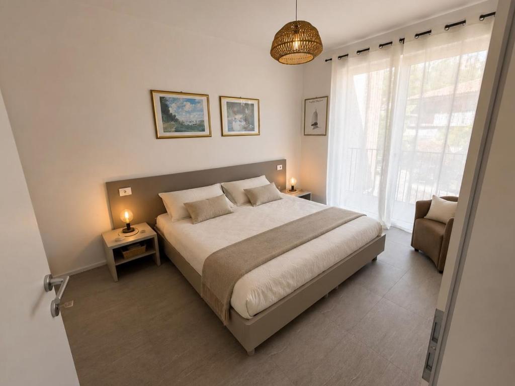 Luxury Flat with Terrace in Residence with Pool