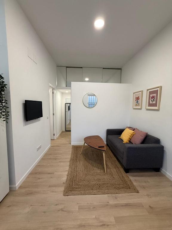 Refurbished flat in an excellent location - Longares