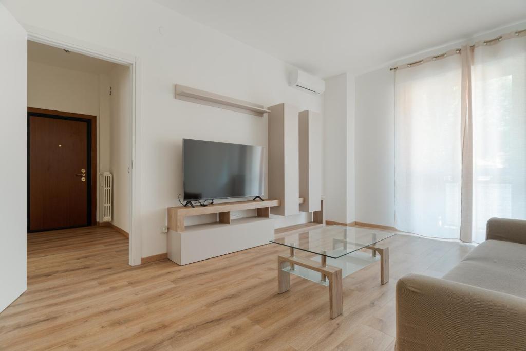 GuestHost - Cozy Balcony Flat Milano Comasina MM3