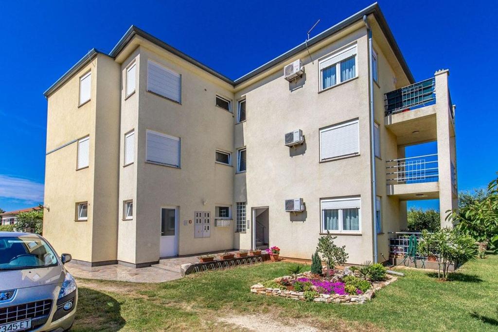 Apartment Pineta