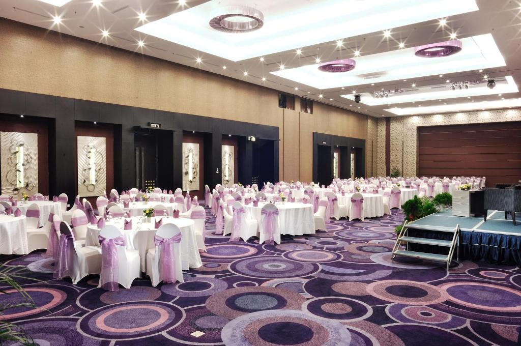 Konferenční prostory v ubytování Holiday Inn Bandung Pasteur by IHG