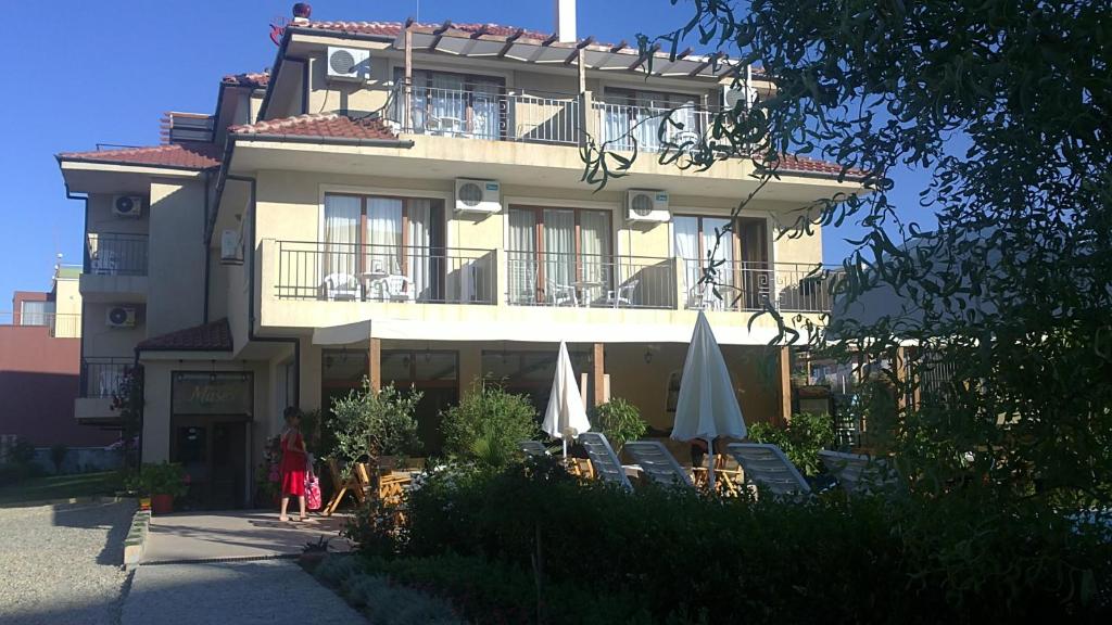 Budova, kde se hotel nachází