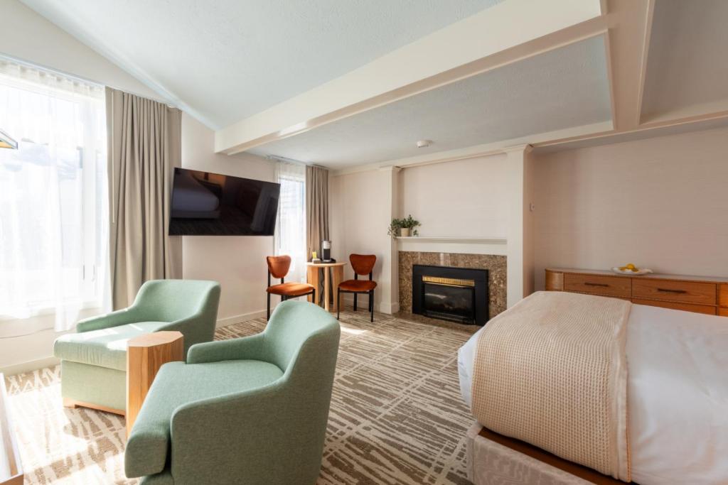 Meadowmere Resort - 