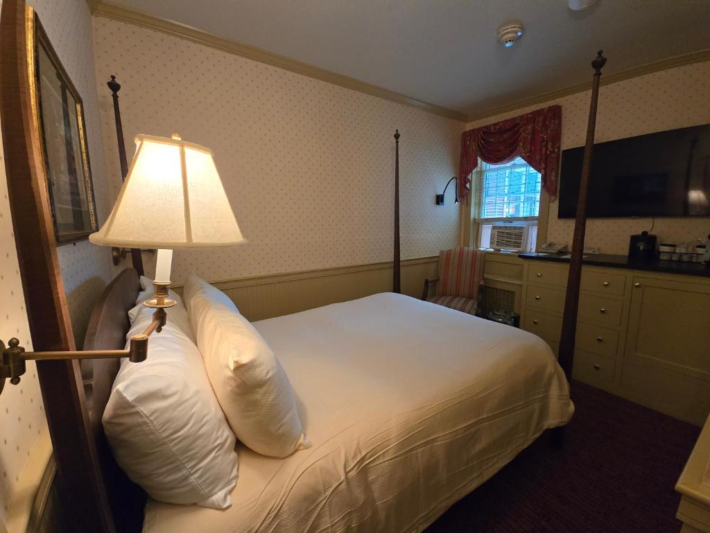 Green Mountain Inn - 