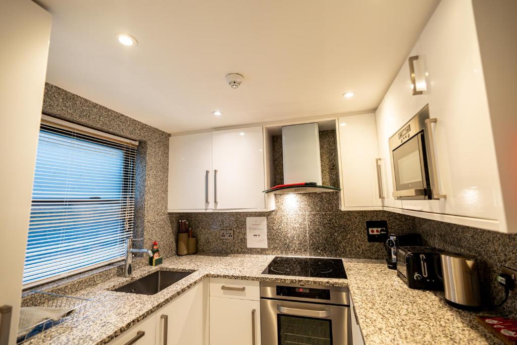 Mayfair House - 