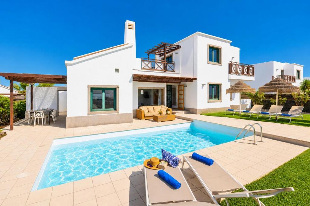 Villa Dacil