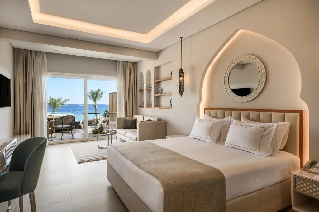 Posh Jacuzzi Suite - Posh Club