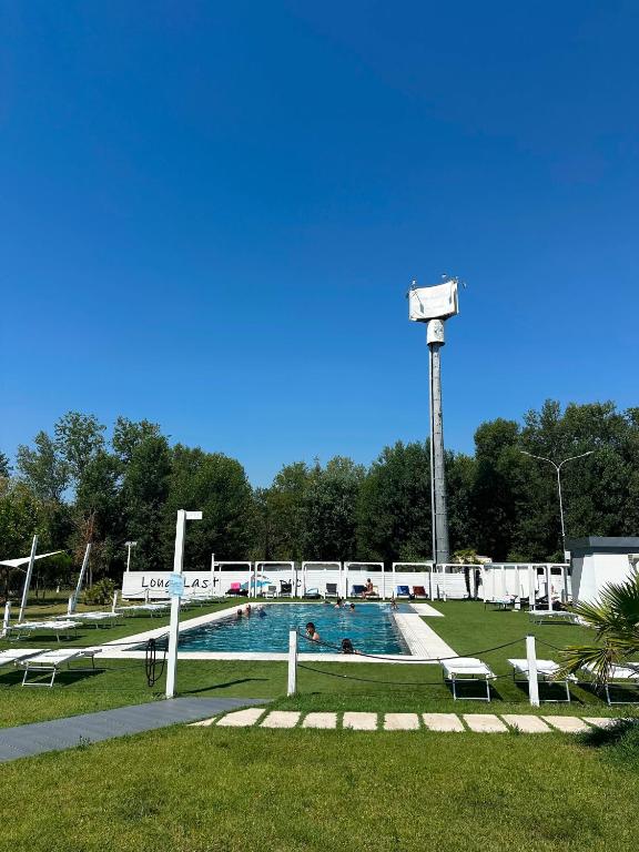 Marina Estensi Floating Resort - Classic Yacht