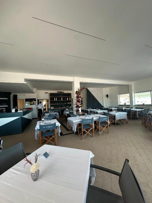 Marina Estensi Floating Resort - Classic Yacht