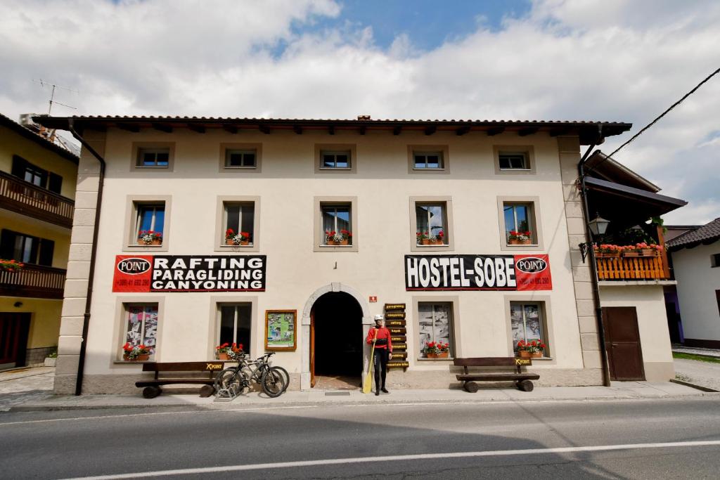 Edificio in cui si trova l'ostello