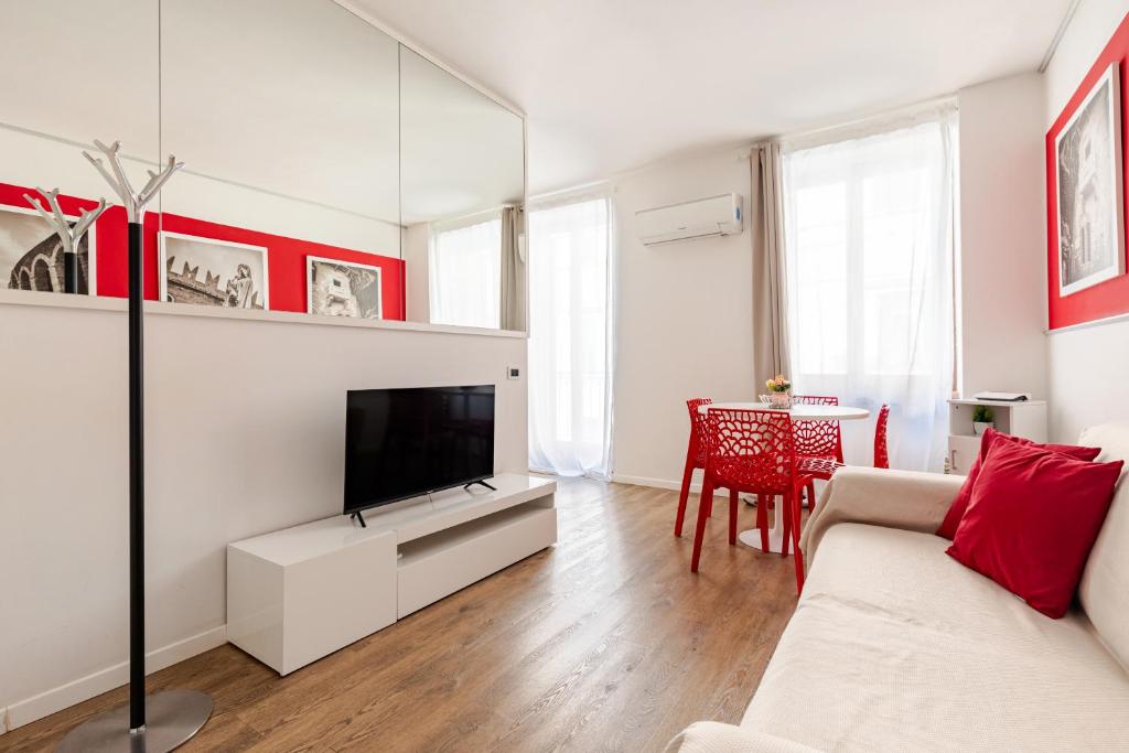 Truly Verona - Juliet Studio Apartment - Via Lastre 5