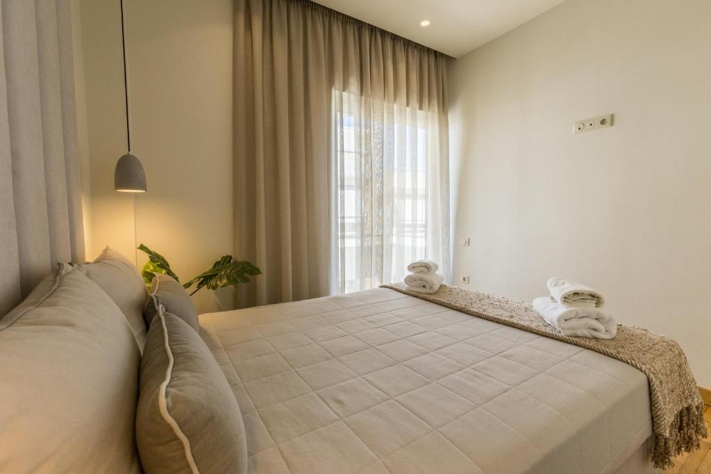 Raise Glyfada Premium Stay