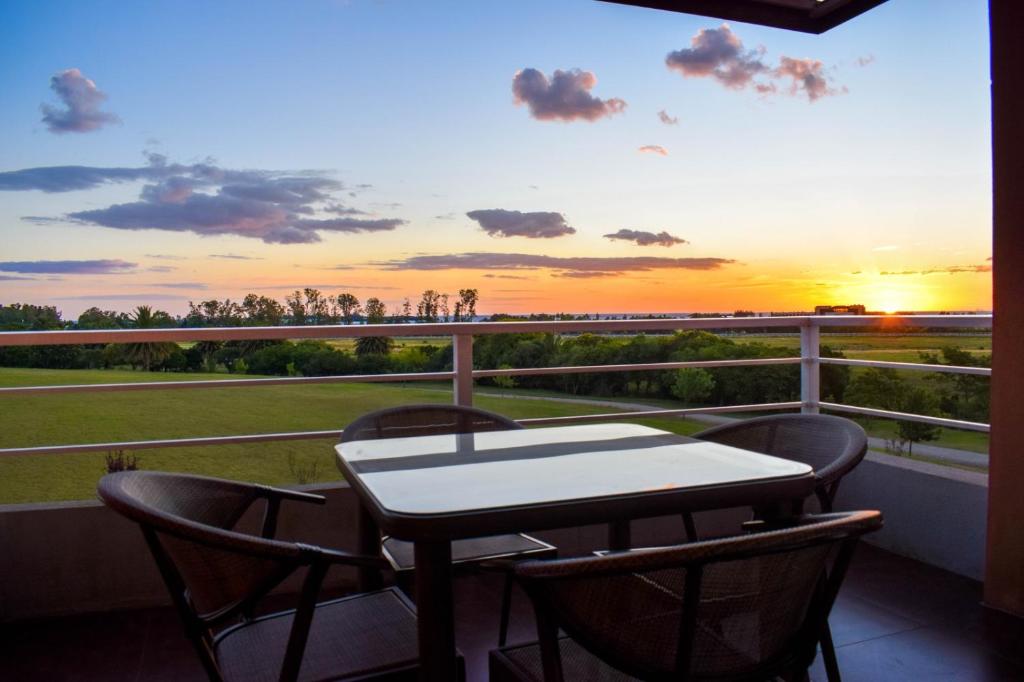 Lomas del Real Apart - One-Bedroom Apartment