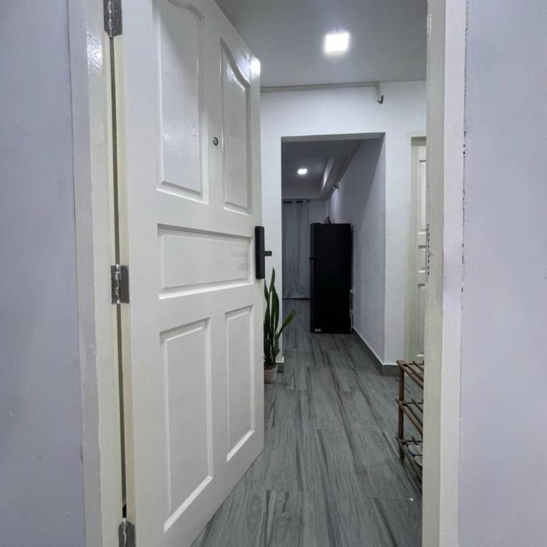 تصویر اتاق‌های Hulhumale' Near Beach 1 Room Apartment - تصویر ۲