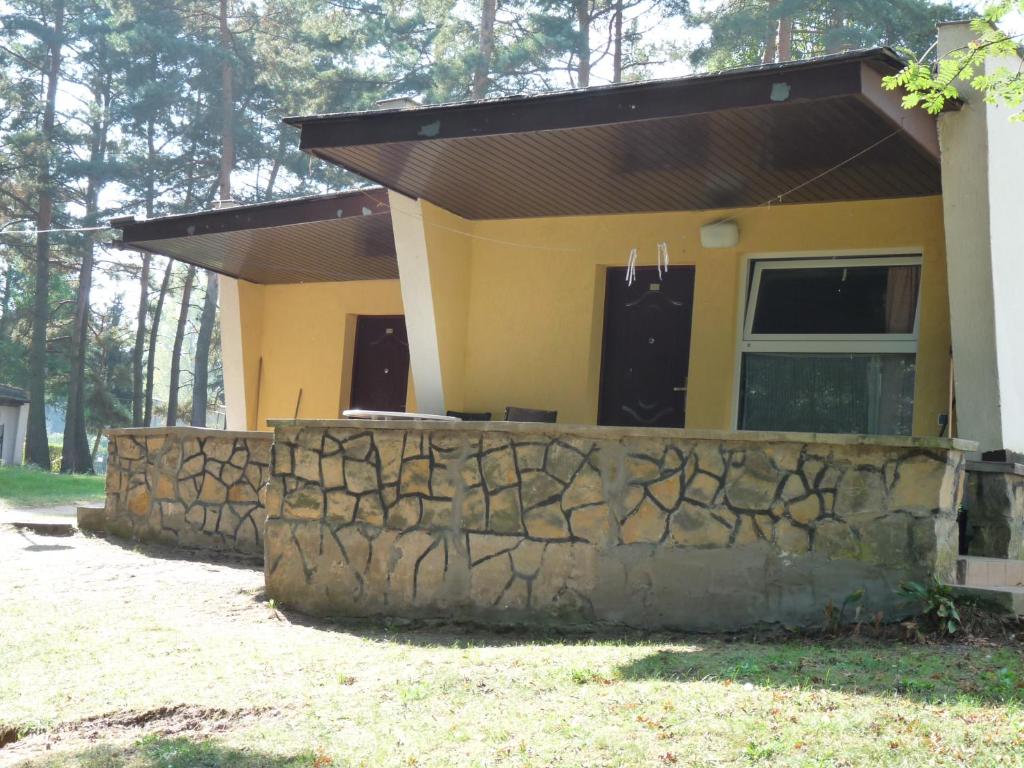 Budova, kde se rezort nachází