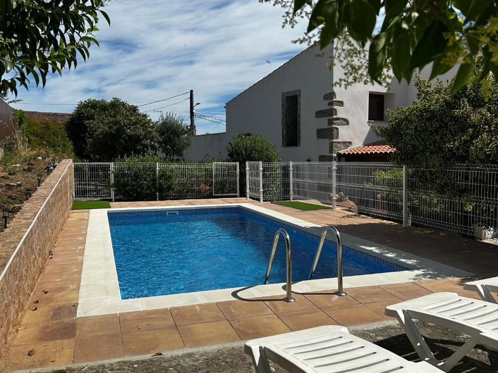 Casa Rural El Trillo - Housity